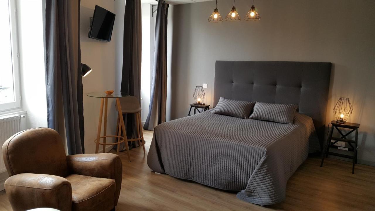 Au Faisan Dore Neuville-sur-Ain Kültér fotó